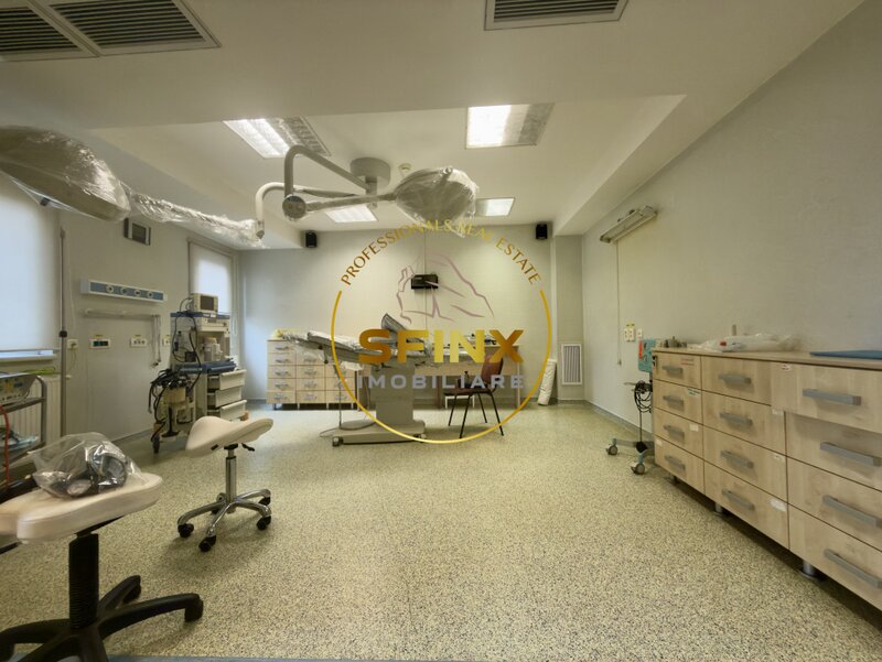 Clinica medicala autorizata, bloc operator, lift, curte