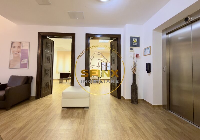 Clinica medicala autorizata, bloc operator, lift, curte