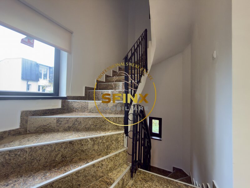 Clinica medicala autorizata, bloc operator, lift, curte